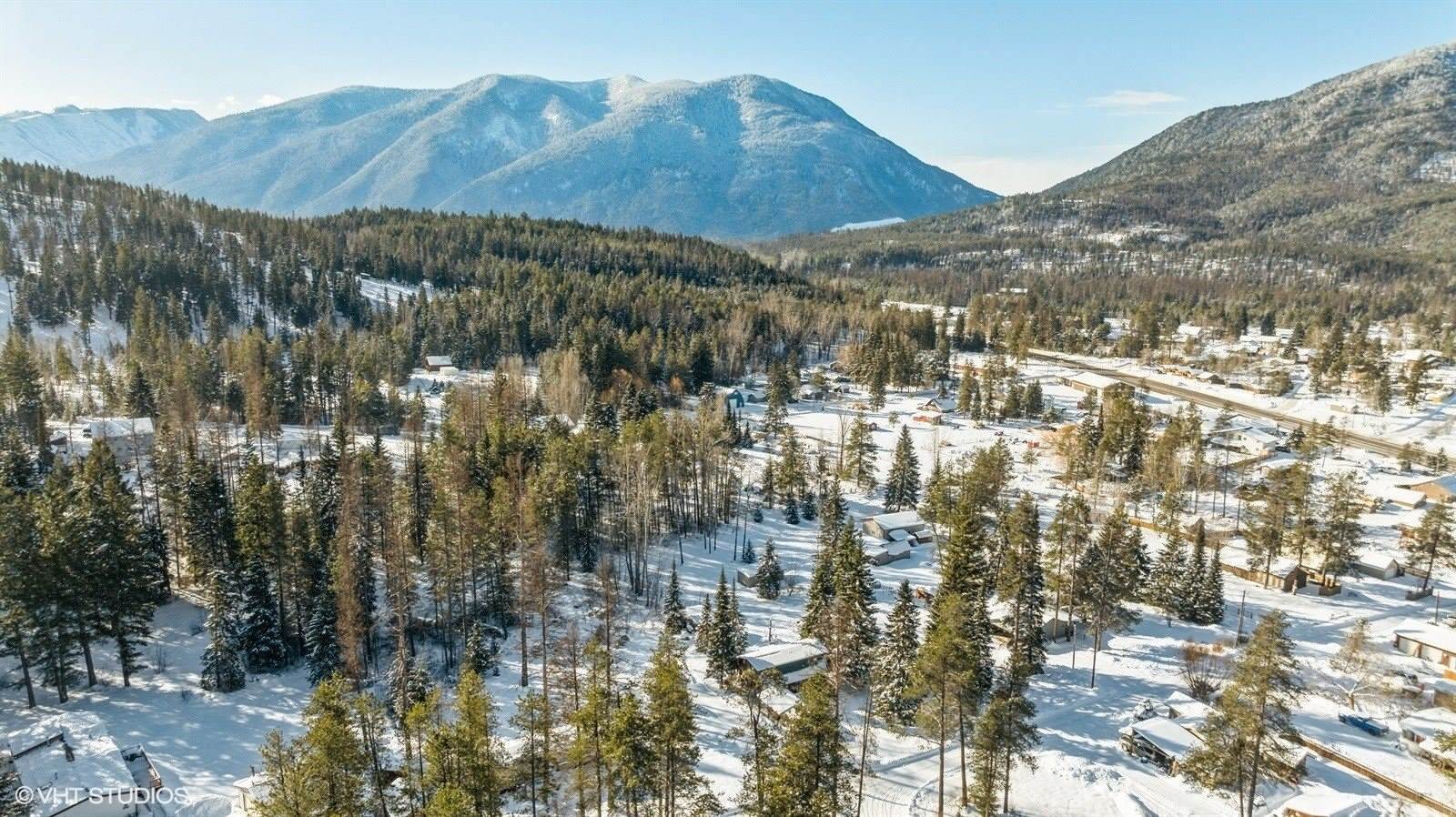 125, 135 & 121 Corbett Lane, Coram, MT 59901