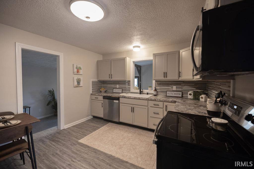 609 W Oak Street, Parker City, IN 47368