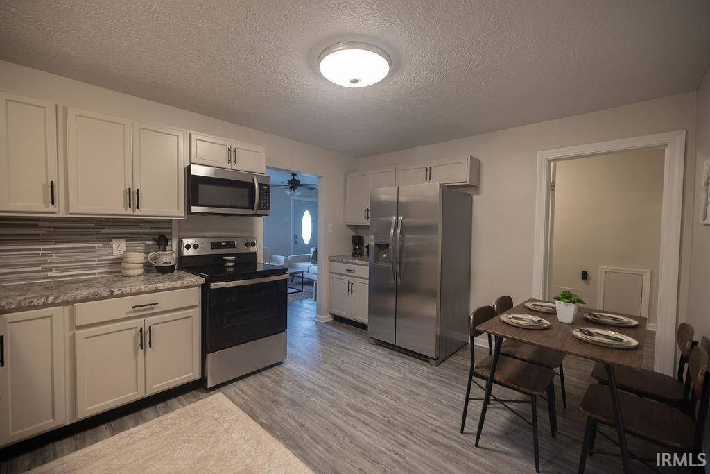 609 W Oak Street, Parker City, IN 47368