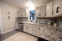 609 W Oak Street, Parker City, IN 47368