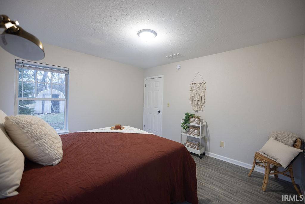 700 E 8th Street, Muncie, IN 47302