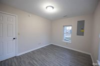 700 E 8th Street, Muncie, IN 47302