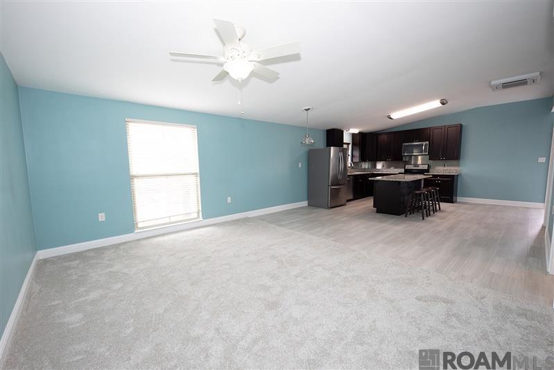 40189 Todd Dr, Prairieville, LA 70769