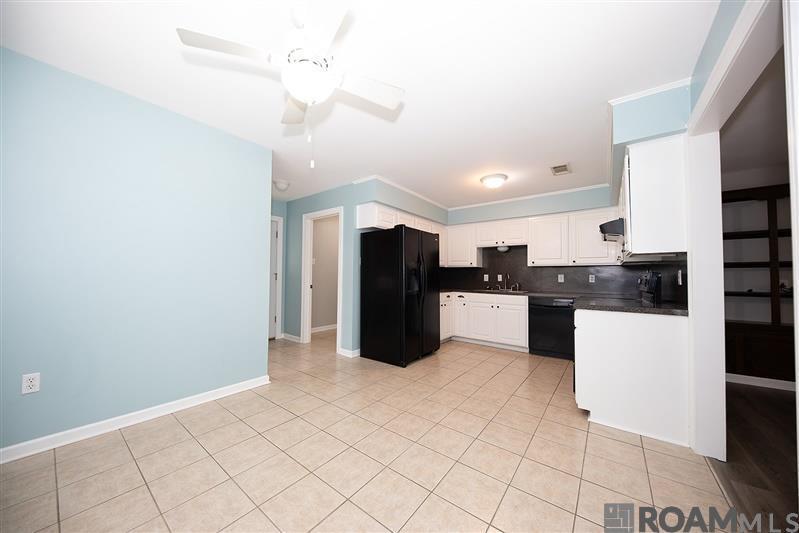 40189 Todd Dr, Prairieville, LA 70769