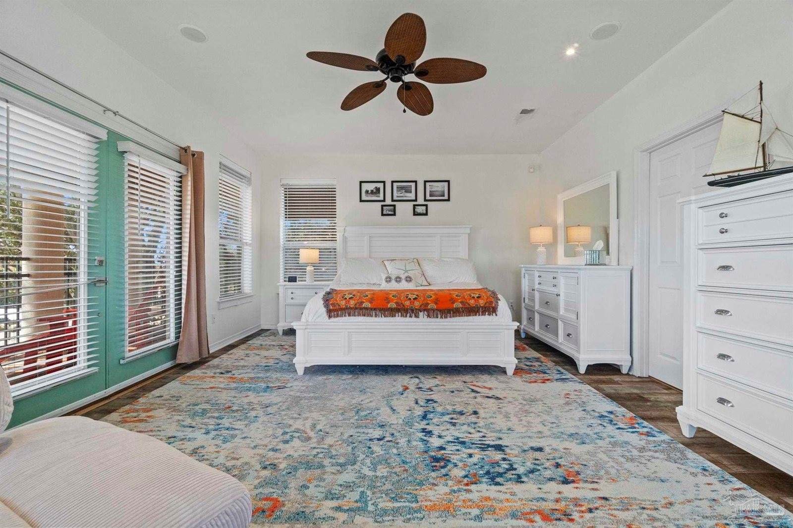 1669 Tidewater Ln, Navarre, FL 32566