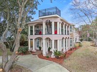 1669 Tidewater Ln, Navarre, FL 32566