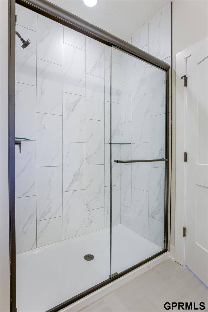 11684 South 124 Street, Papillion, NE 68046