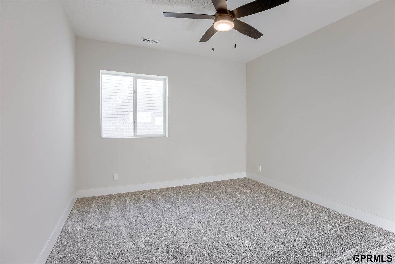 11684 South 124 Street, Papillion, NE 68046