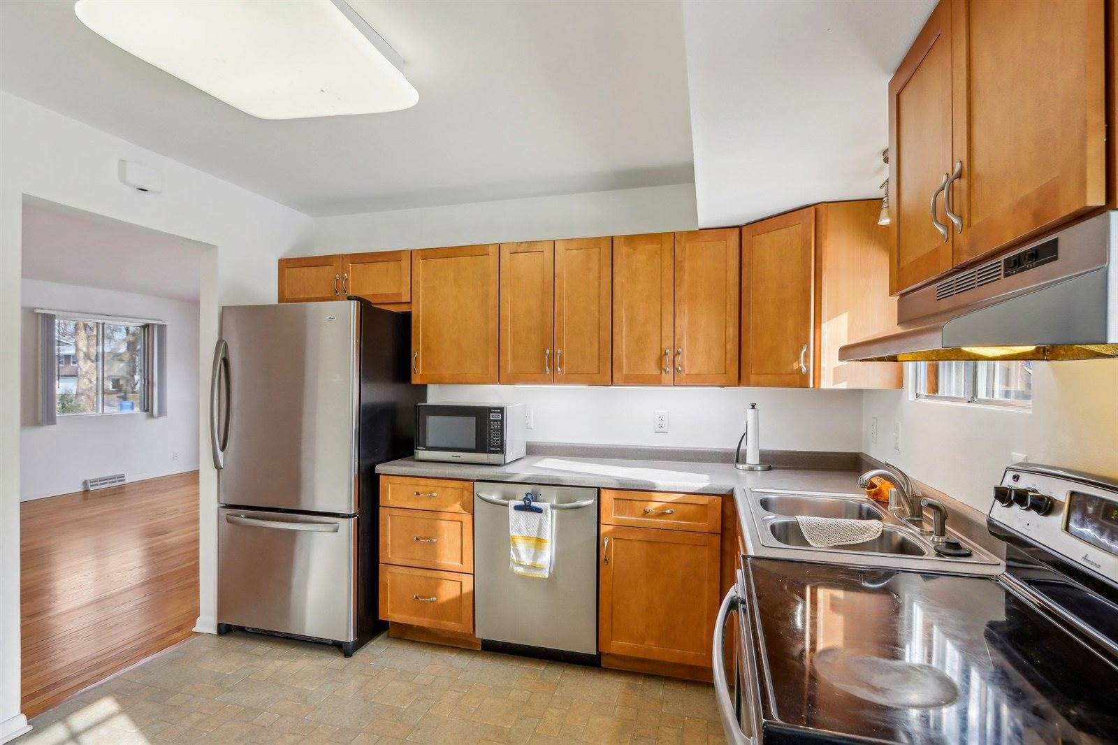 6701 Cooper, Middleton, WI 53562