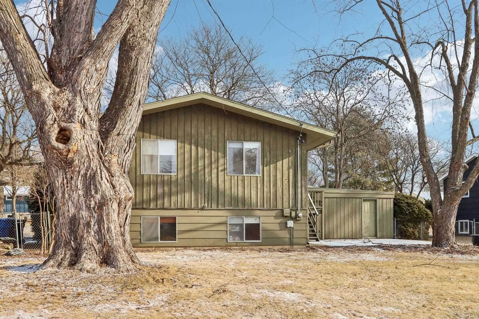 6701 Cooper, Middleton, WI 53562