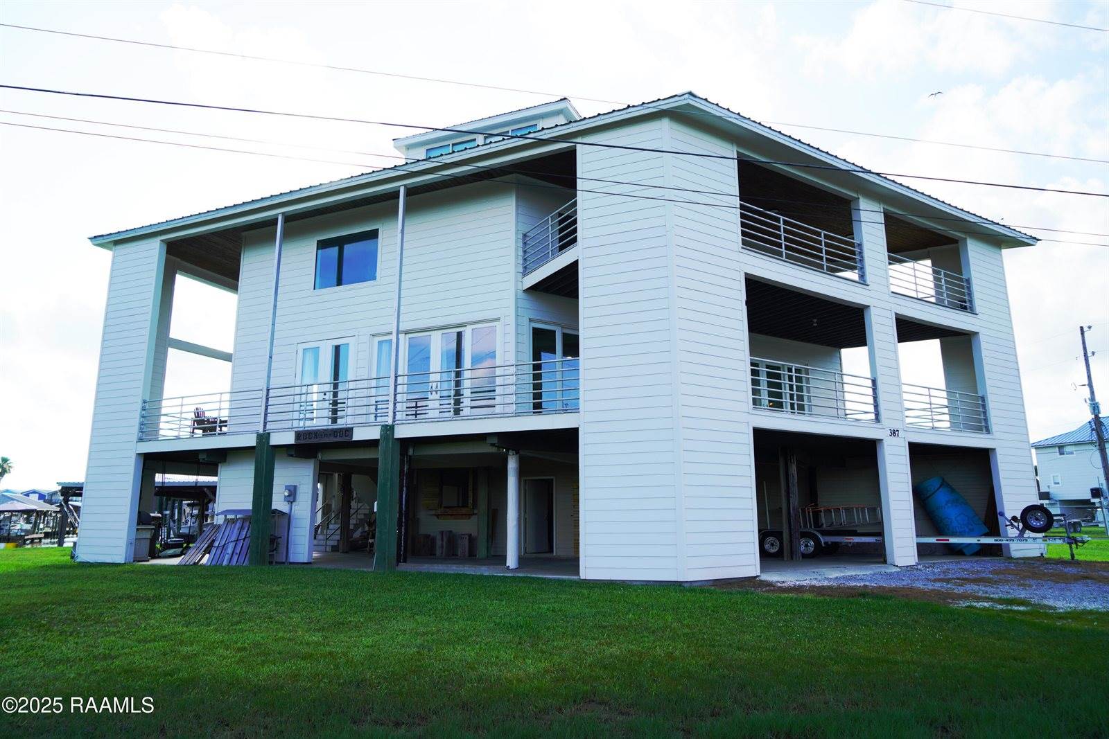 387 Admiral Craik Drive, Grand Isle, LA 70358