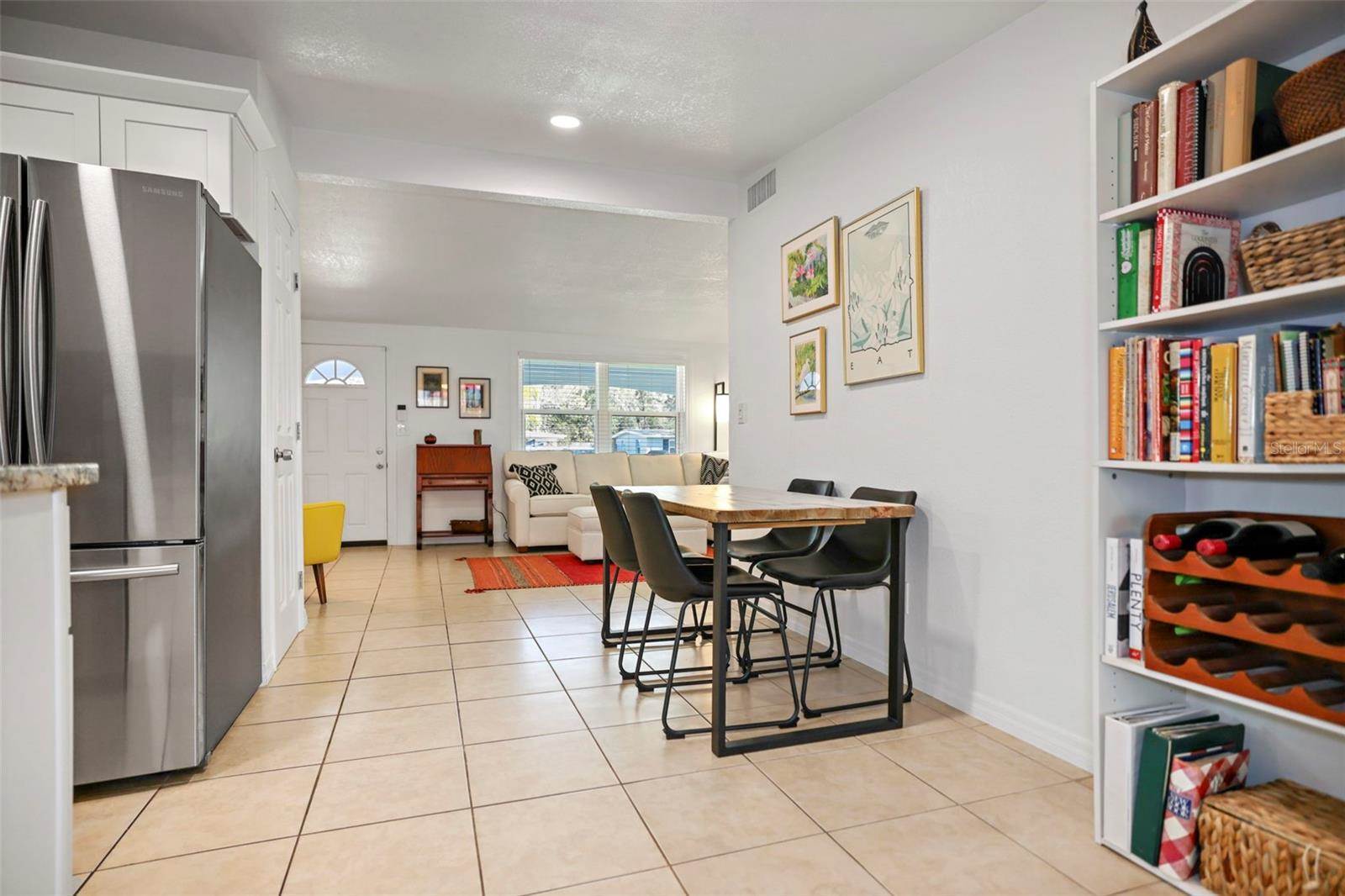 1658 St Mary Drive, Dunedin, FL 34698