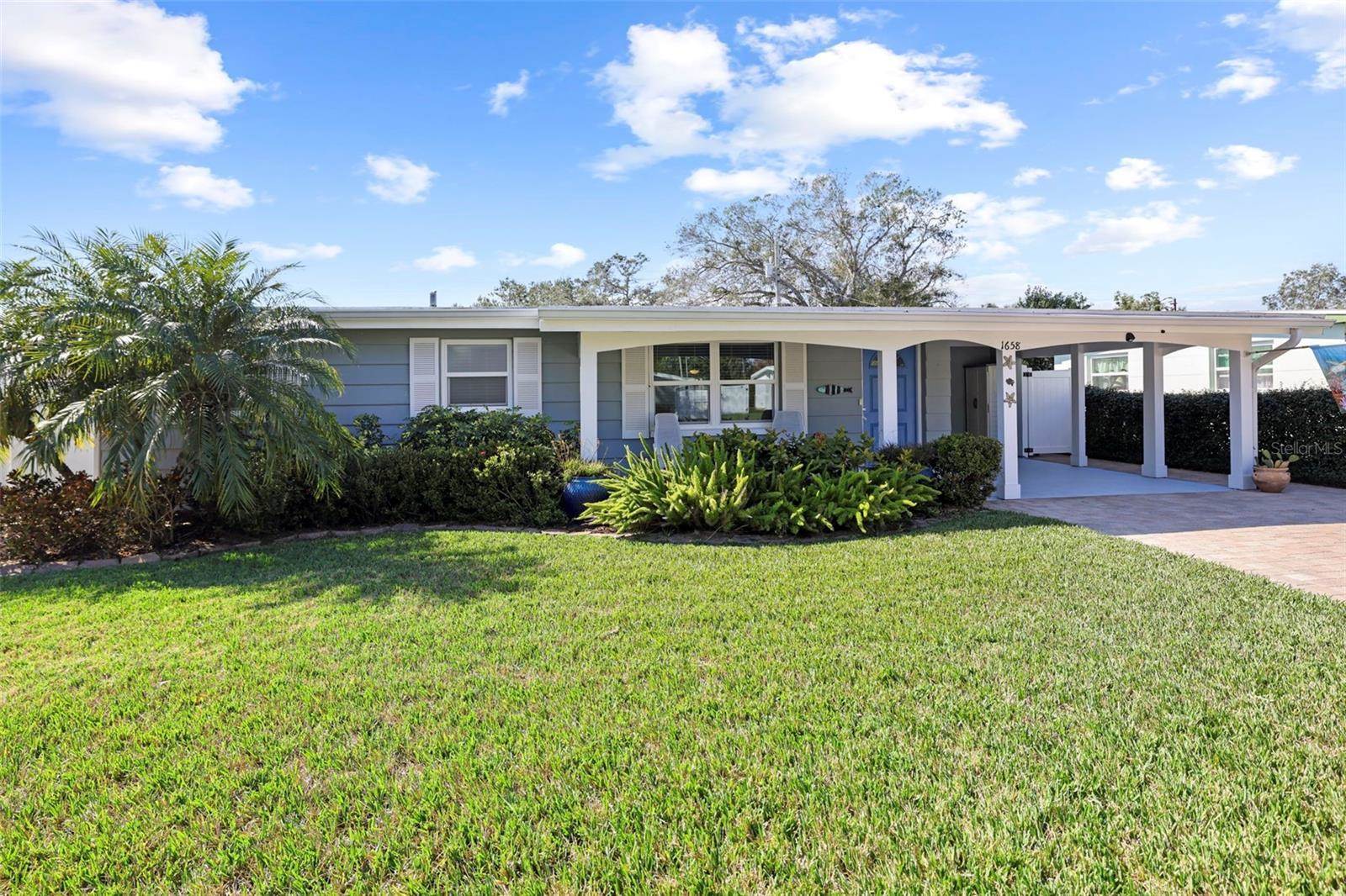 1658 St Mary Drive, Dunedin, FL 34698