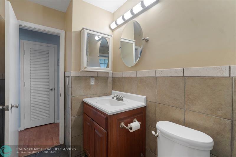 2404 NW 55th St, Fort Lauderdale, FL 33309