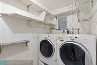 2404 NW 55th St, Fort Lauderdale, FL 33309