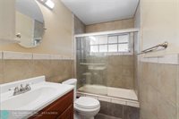 2404 NW 55th St, Fort Lauderdale, FL 33309