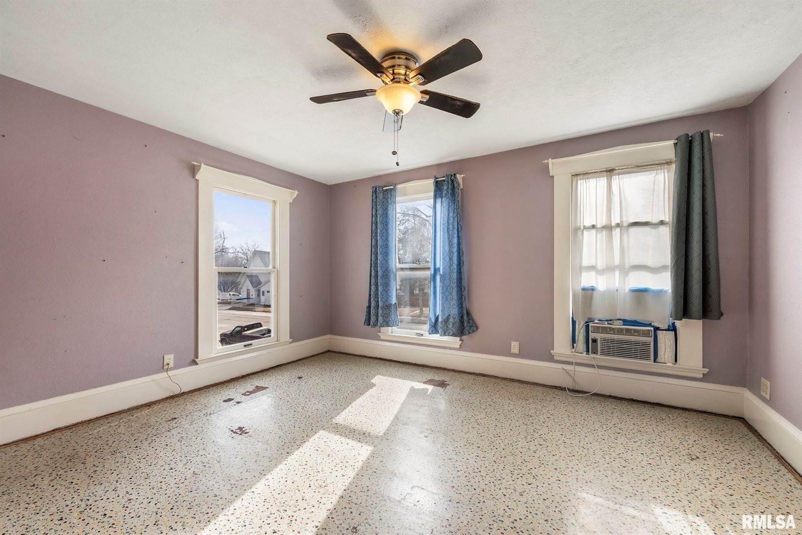 2122 West 3RD Street, Davenport, IA 52802