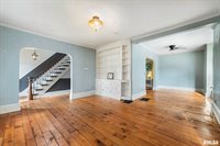 2122 West 3RD Street, Davenport, IA 52802