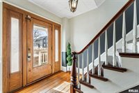 2122 West 3RD Street, Davenport, IA 52802