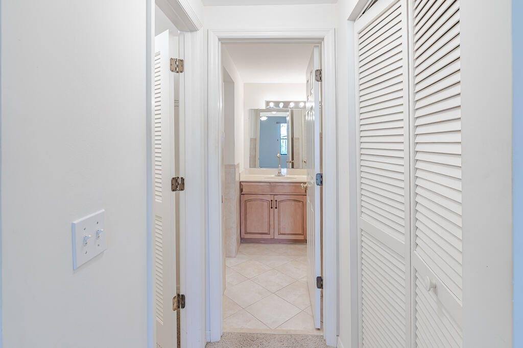 200 SE Four Winds Drive, Stuart, FL 34996