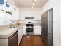 2203 Meteorite Lane, Santa Rosa, CA 95404