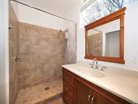 2203 Meteorite Lane, Santa Rosa, CA 95404