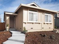 2203 Meteorite Lane, Santa Rosa, CA 95404