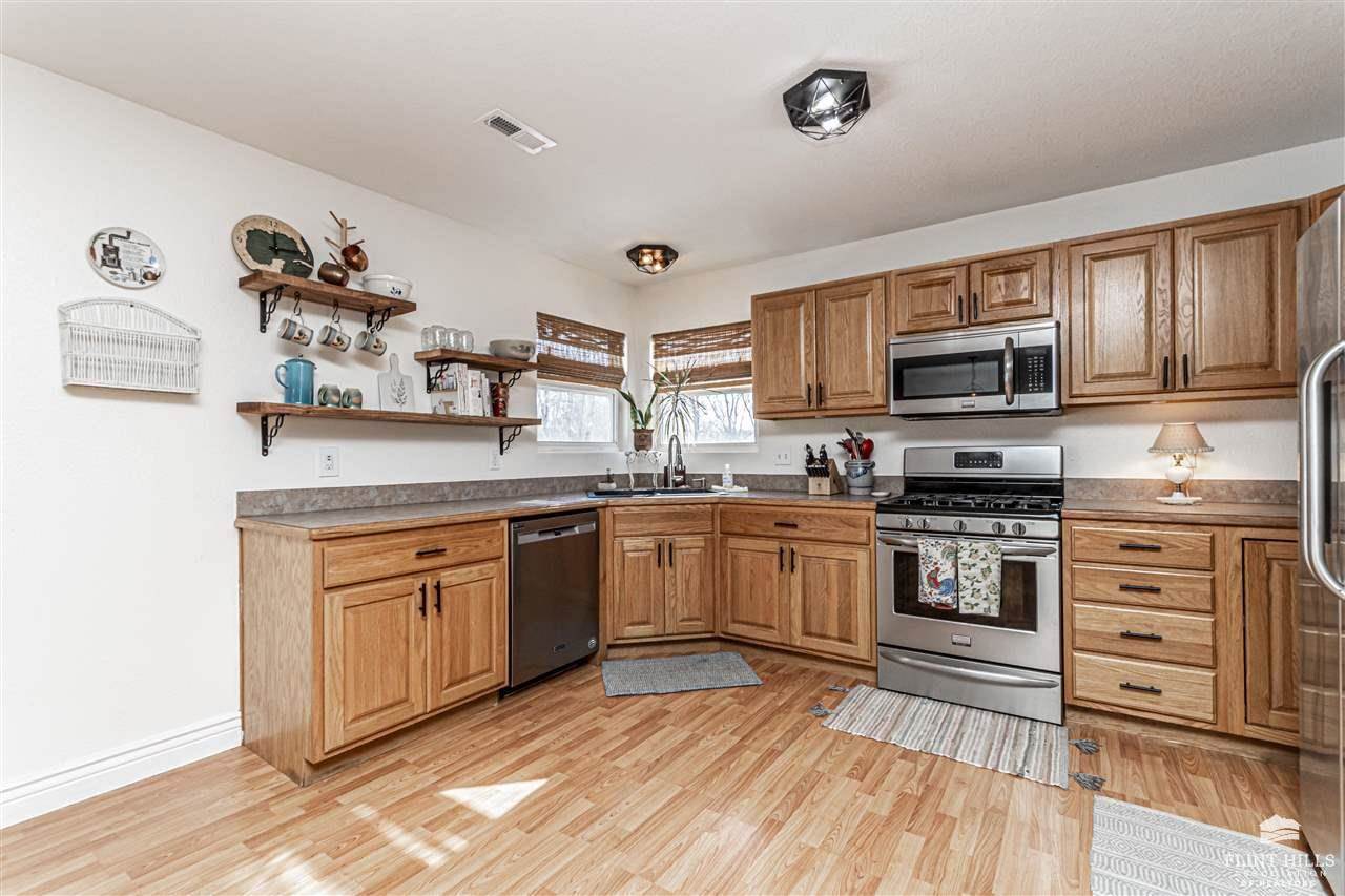 1619 14th Street Place, Junction City, KS 66441