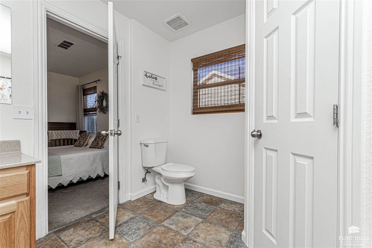 1619 14th Street Place, Junction City, KS 66441