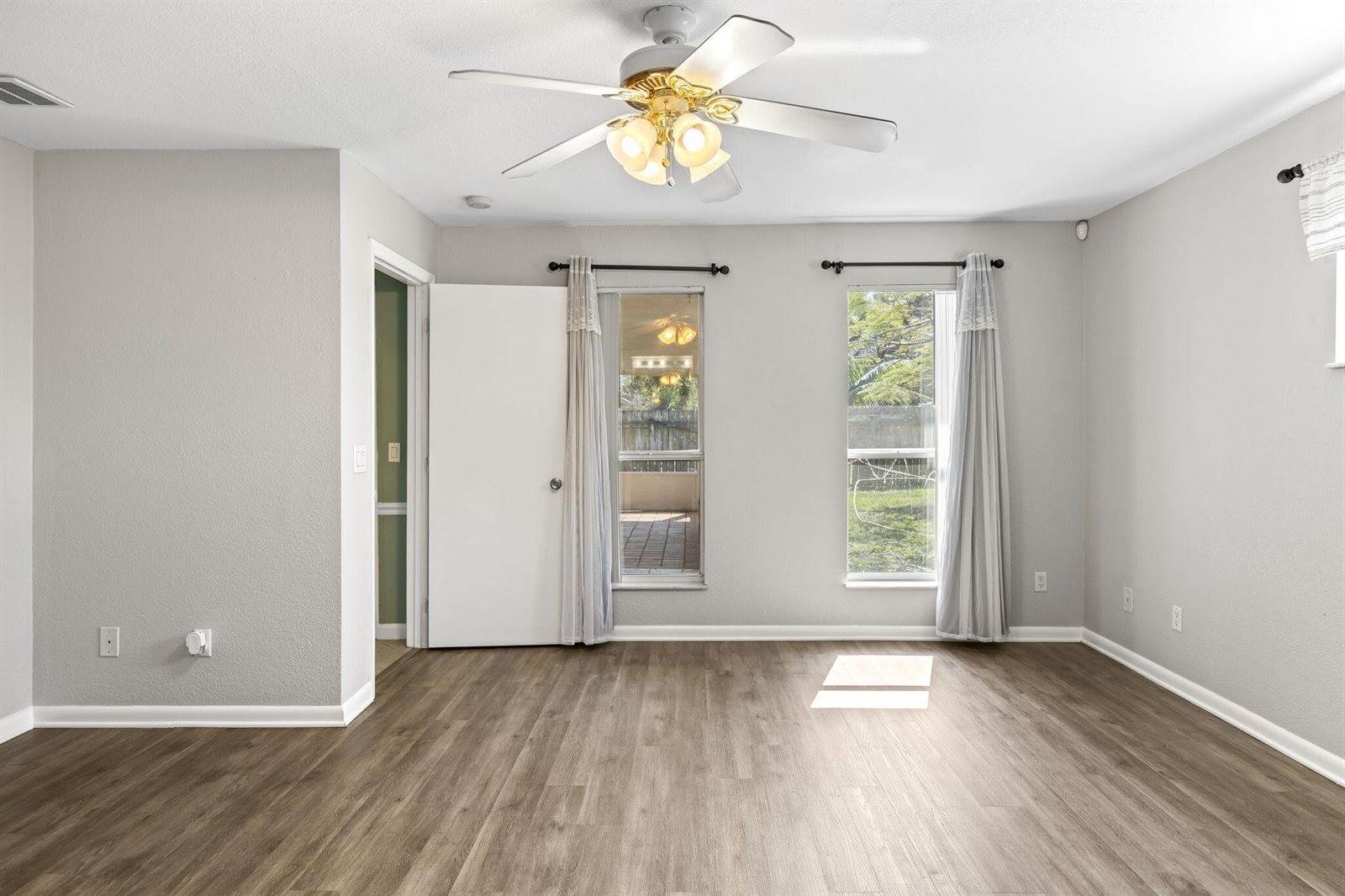 2025 7th Avenue SW, Vero Beach, FL 32962