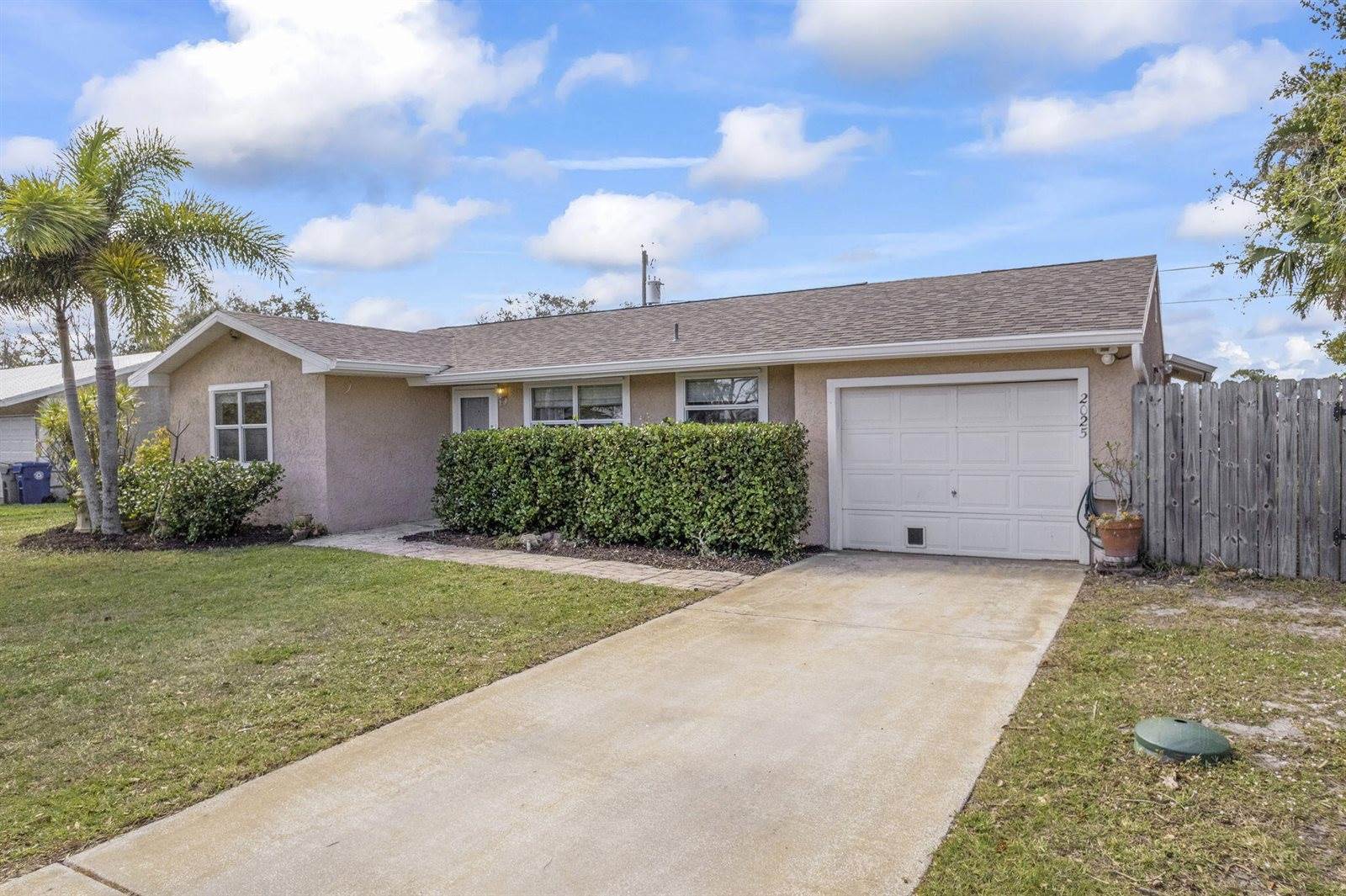 2025 7th Avenue SW, Vero Beach, FL 32962