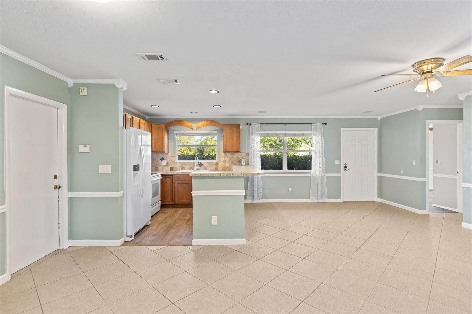 2025 7th Avenue SW, Vero Beach, FL 32962