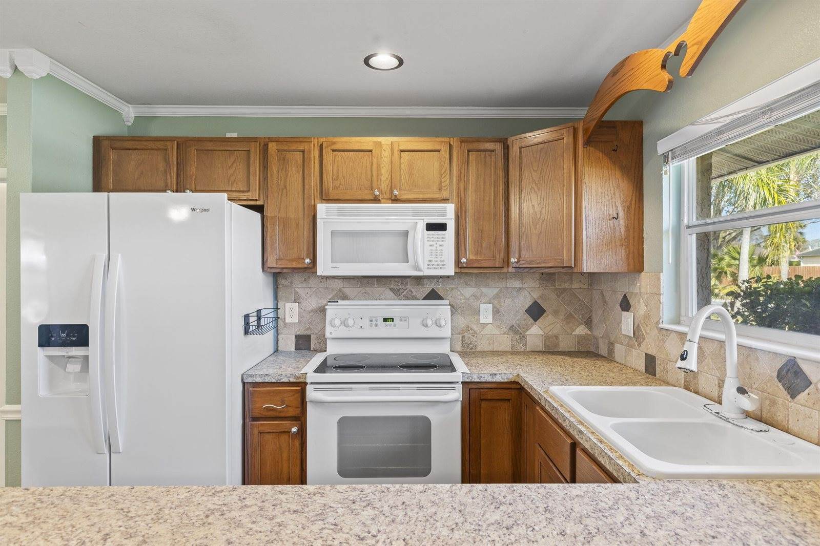 2025 7th Avenue SW, Vero Beach, FL 32962