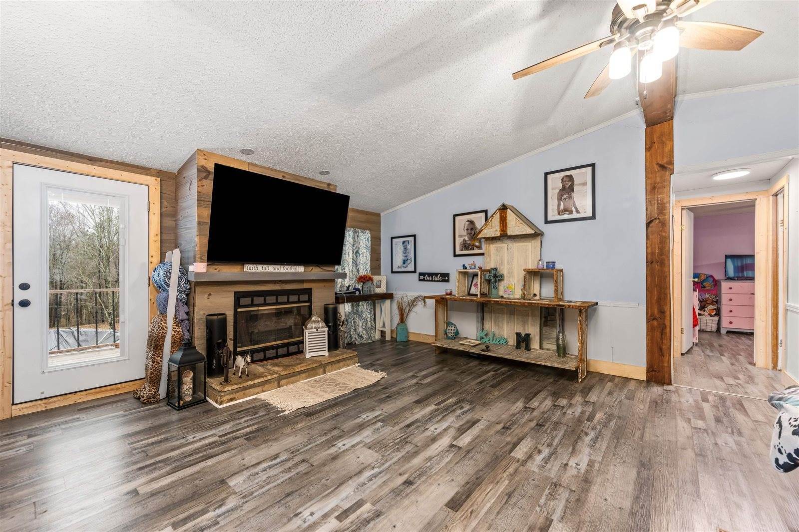 95 CO RD 1259, Falkville, AL 35622