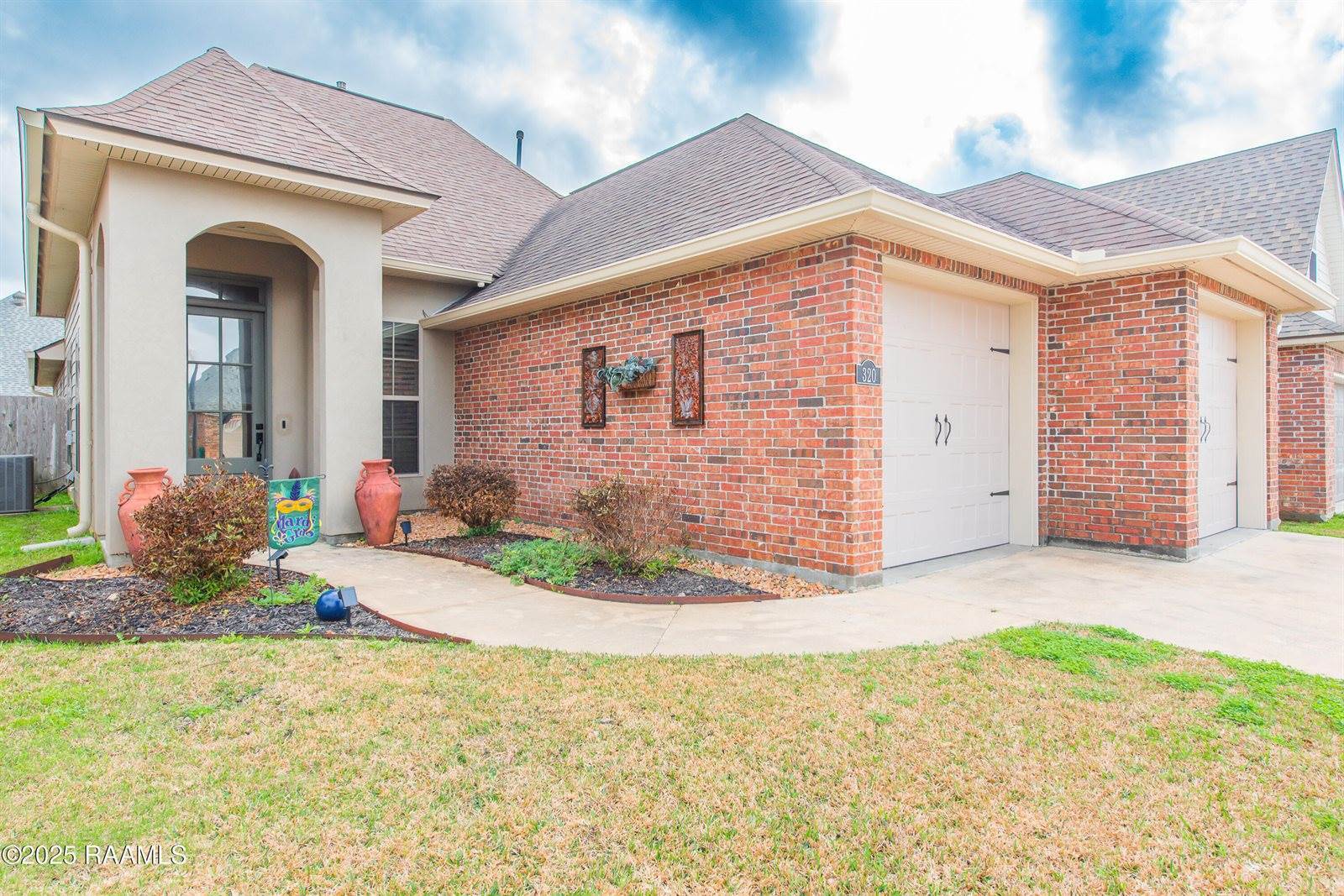 320 Benedict Drive, Lafayette, LA 70508