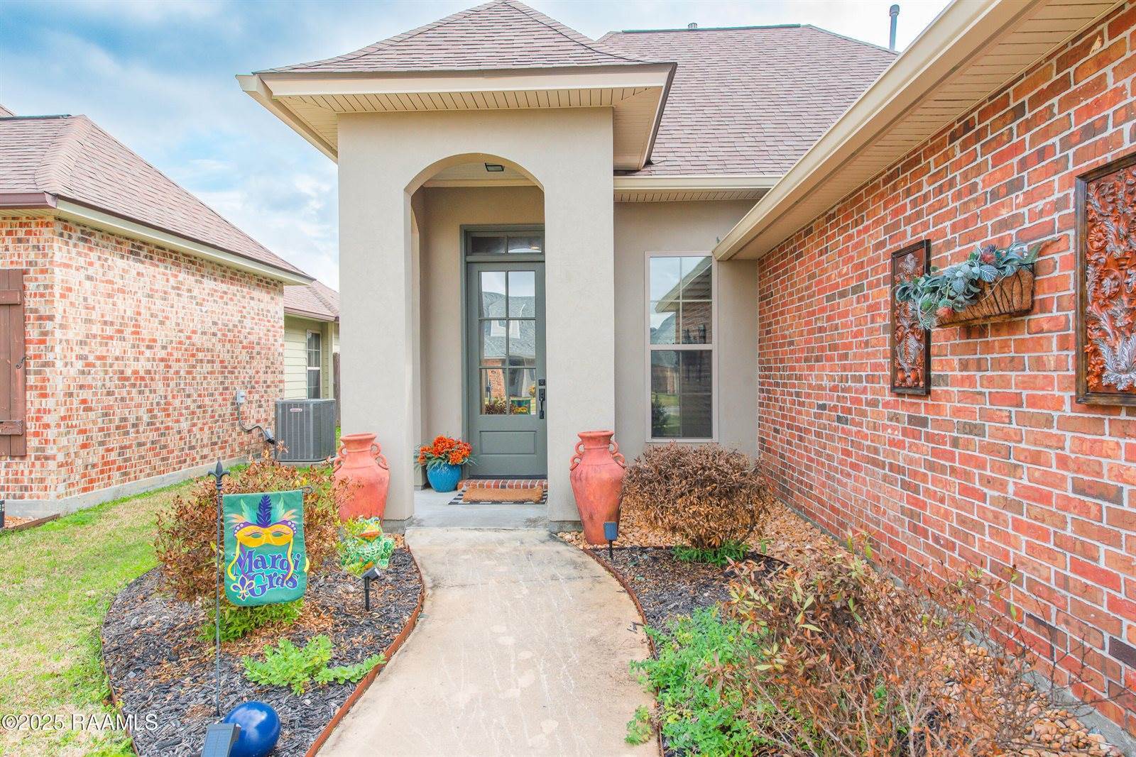 320 Benedict Drive, Lafayette, LA 70508