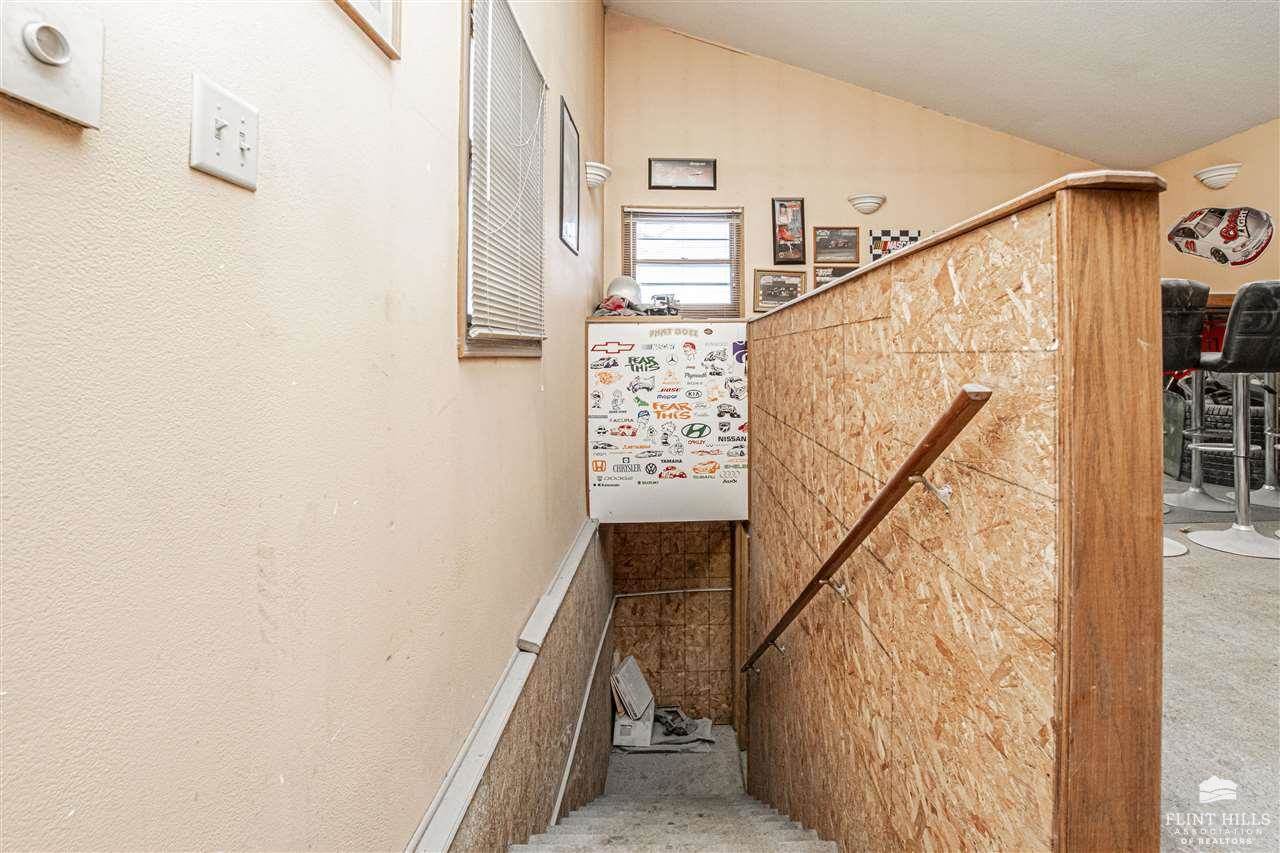 113 East Pine Street, Junction City, KS 66441