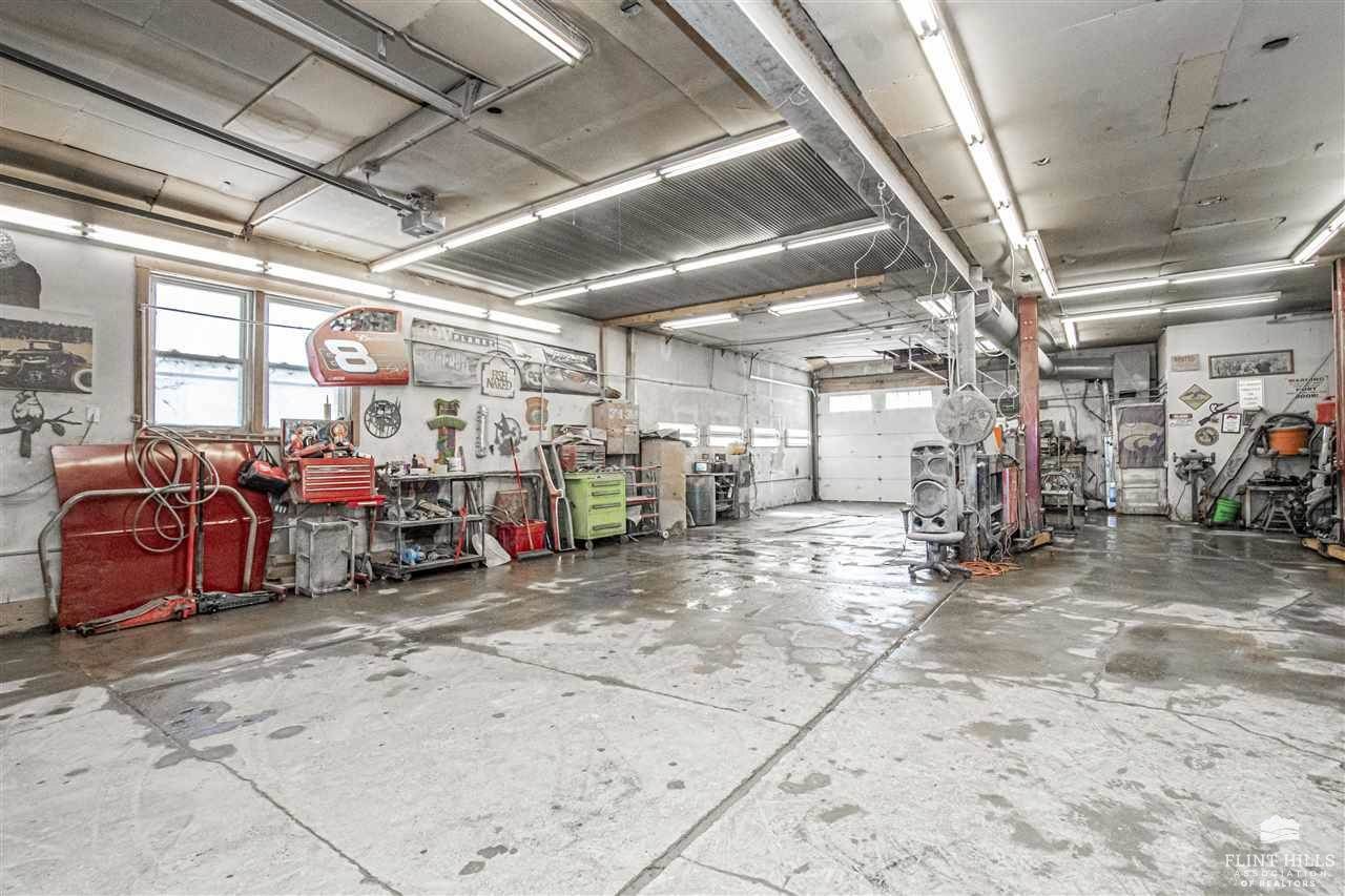 113 East Pine Street, Junction City, KS 66441