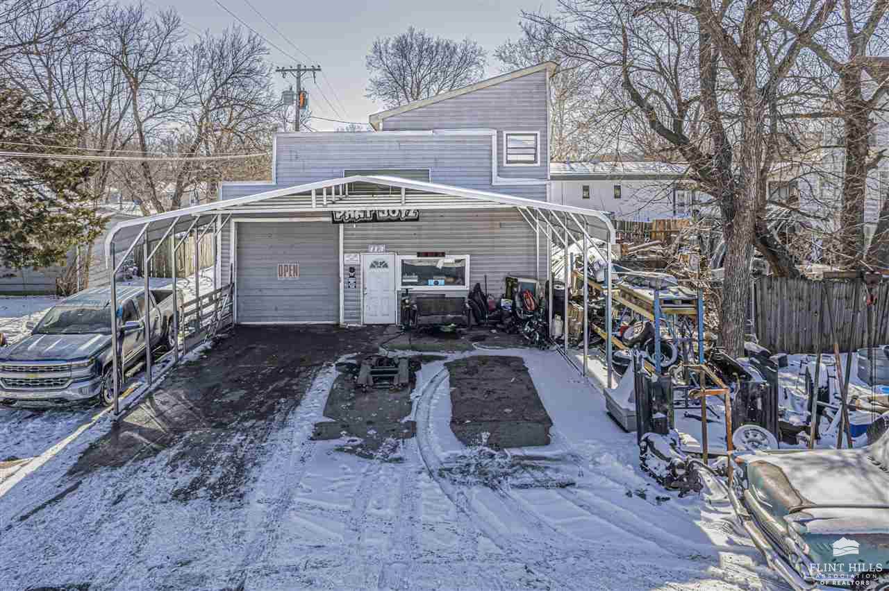 113 East Pine Street, Junction City, KS 66441