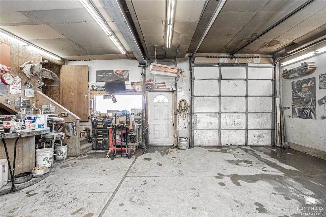 113 East Pine Street, Junction City, KS 66441