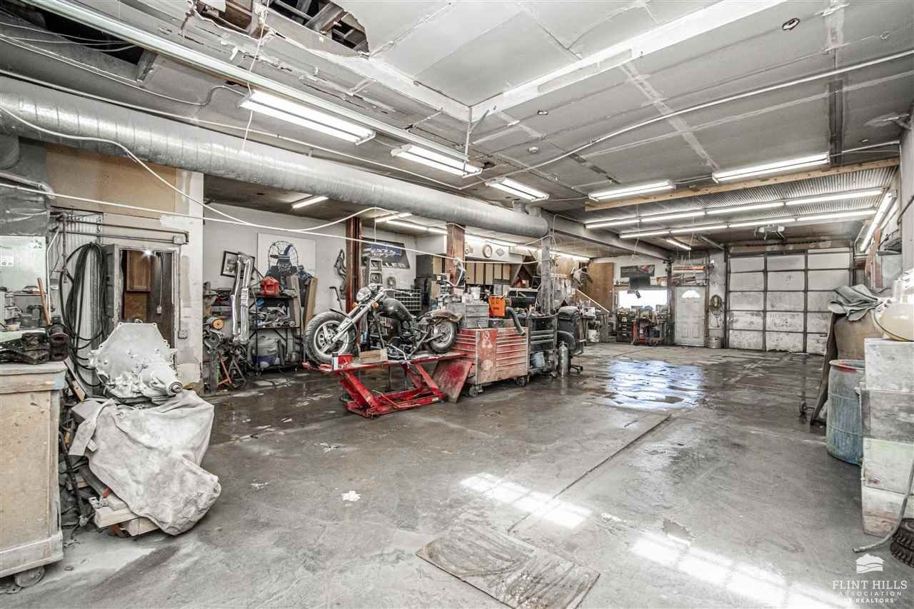 113 East Pine Street, Junction City, KS 66441