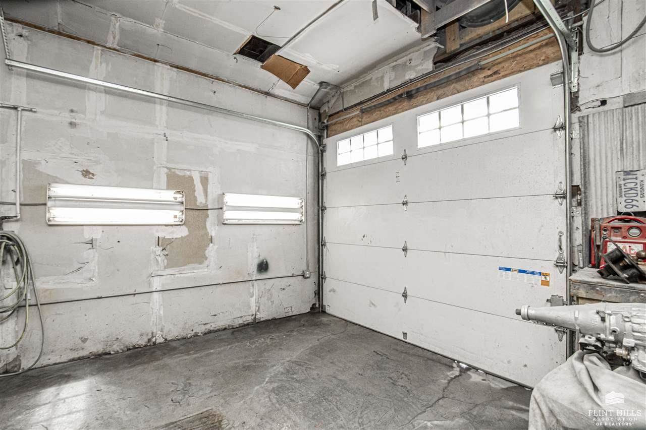 113 East Pine Street, Junction City, KS 66441