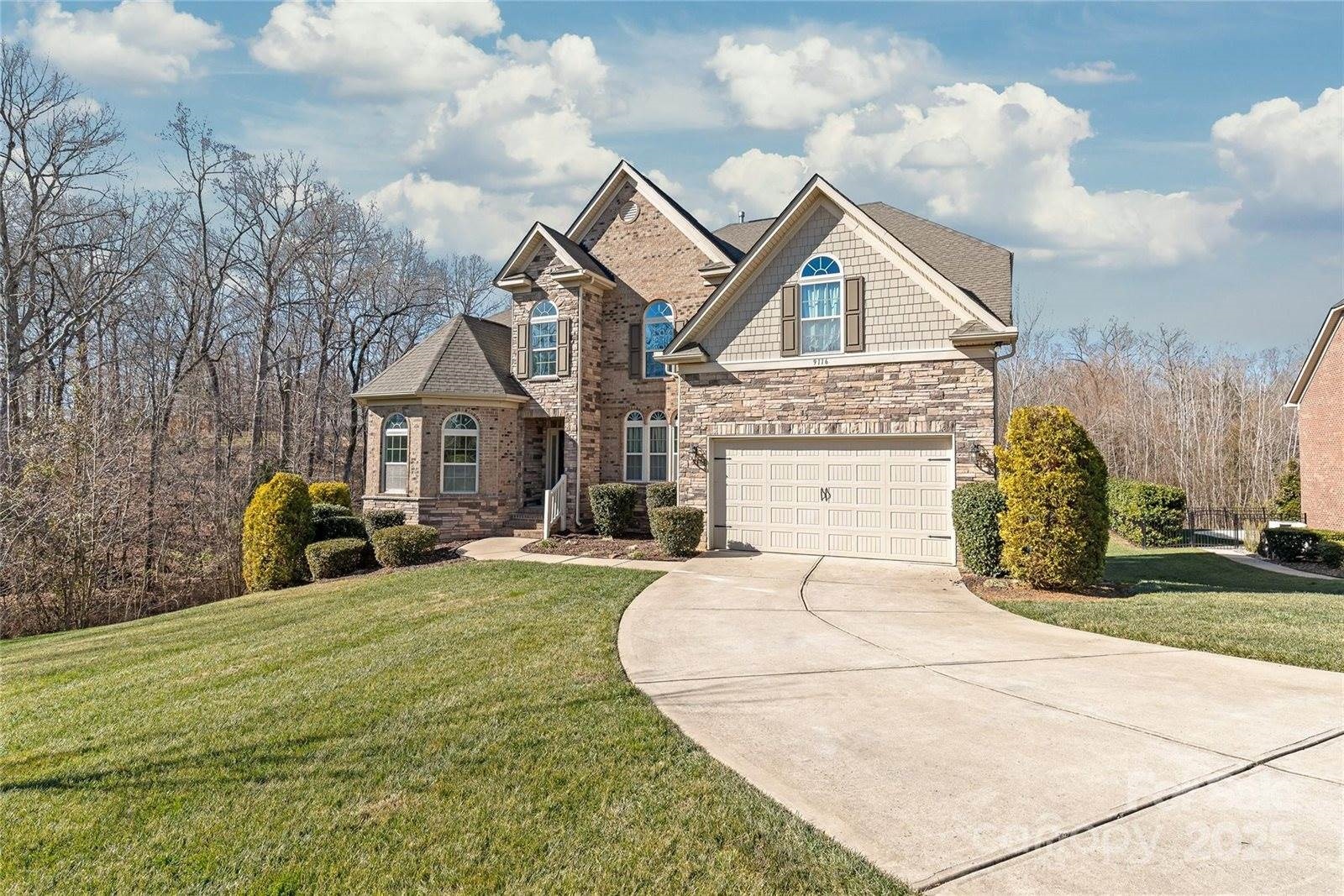 9116 Arnsberg Drive, Waxhaw, NC 28173