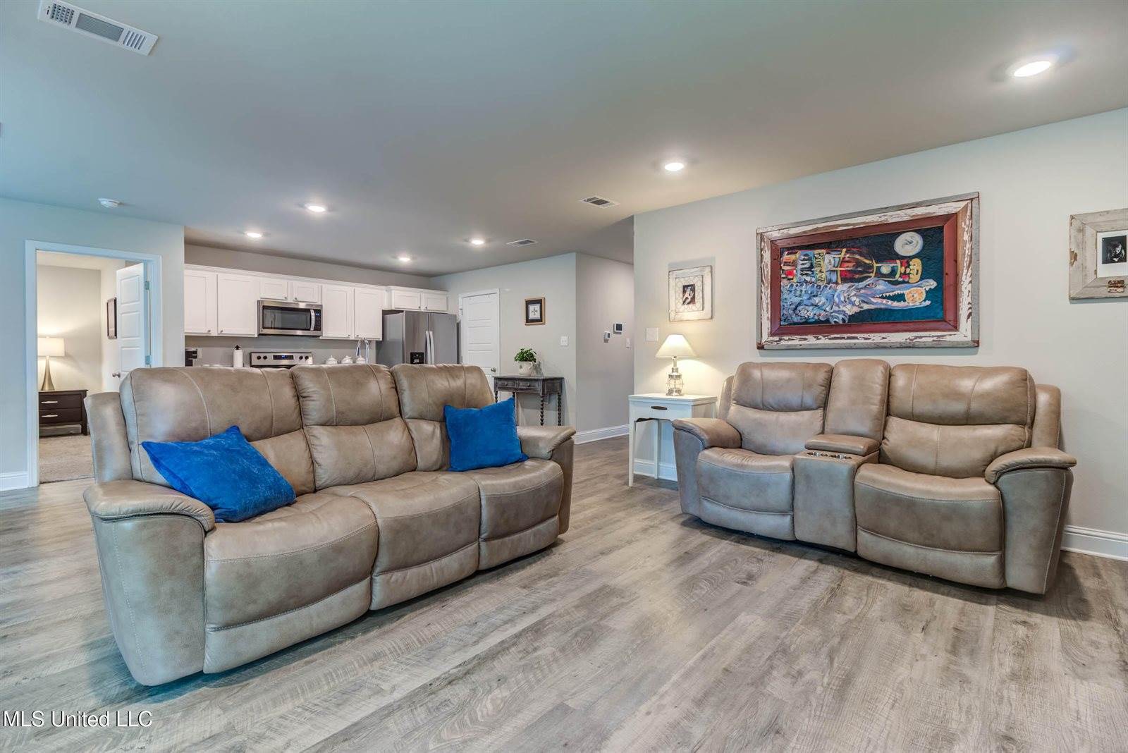 6443 Eastland Circle, Biloxi, MS 39532