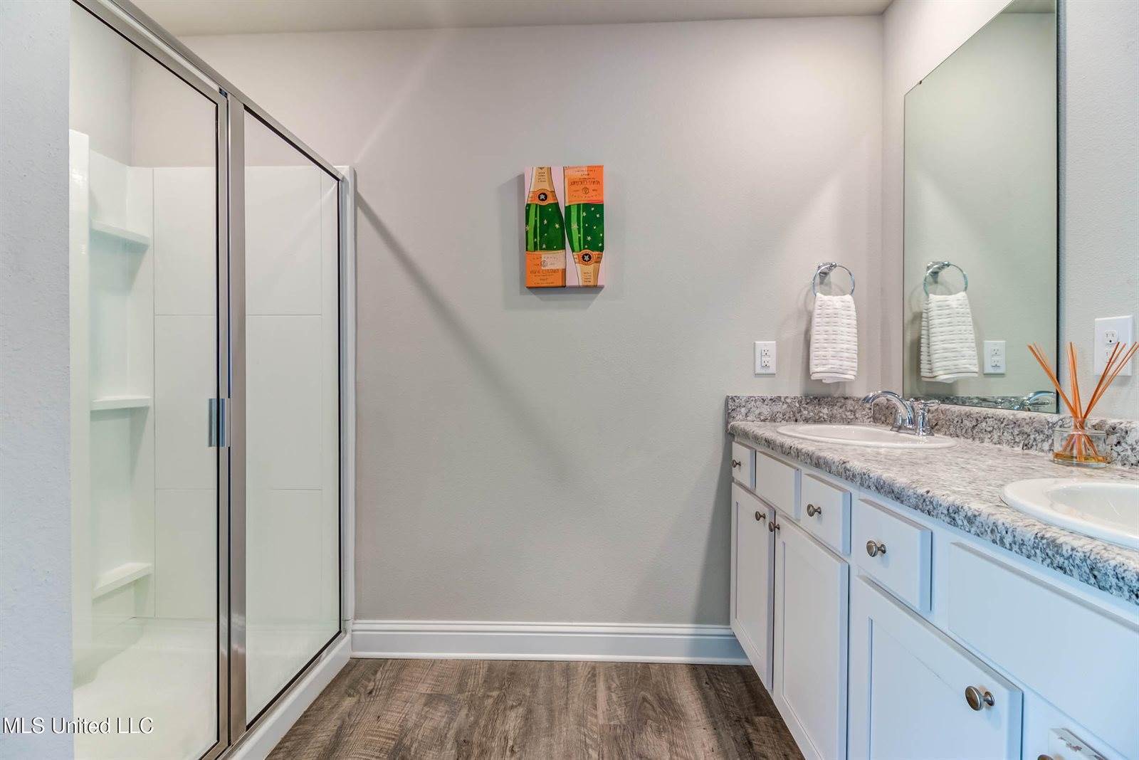 6443 Eastland Circle, Biloxi, MS 39532