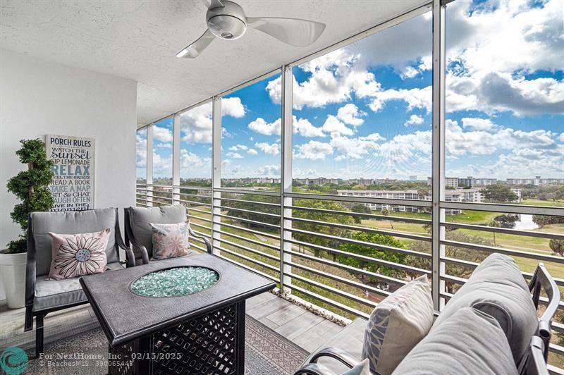 3520 Oaks Way 910, Pompano Beach, FL 33069