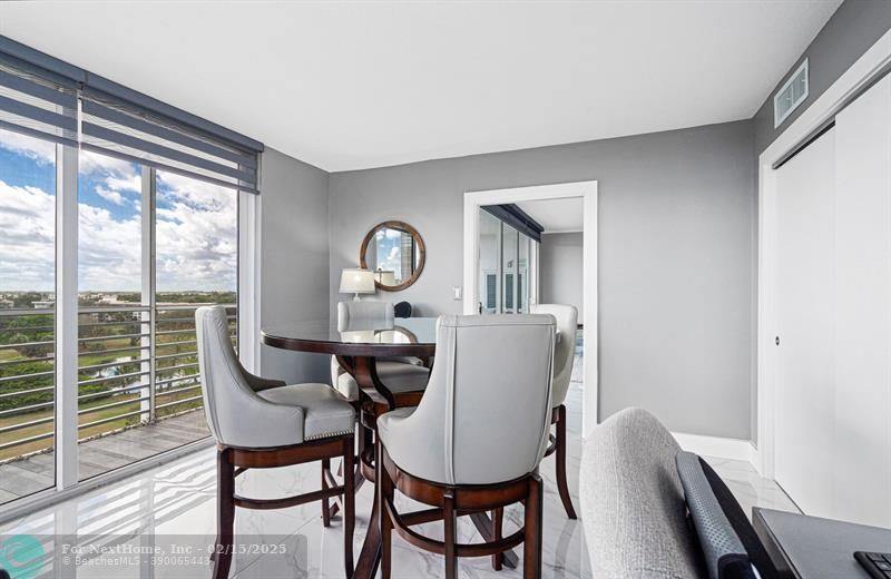 3520 Oaks Way 910, Pompano Beach, FL 33069