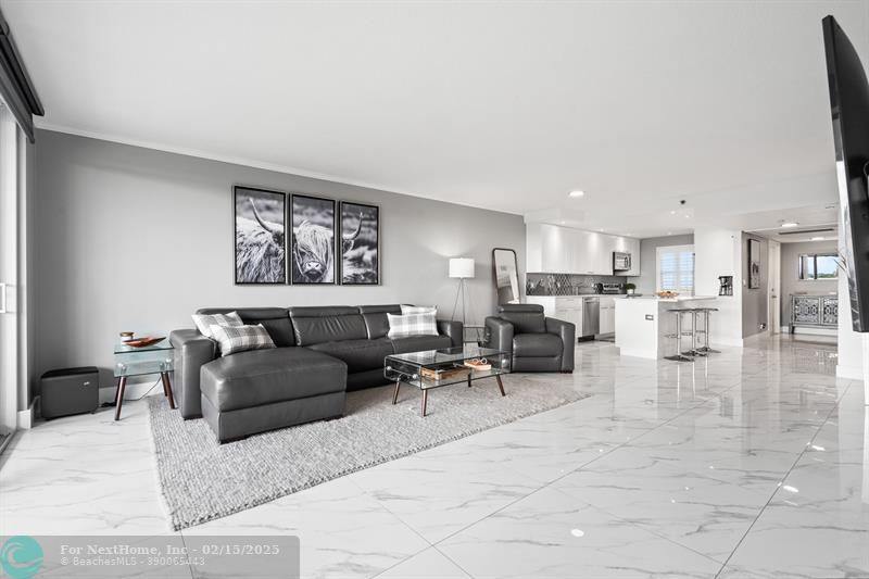 3520 Oaks Way 910, Pompano Beach, FL 33069