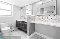 3520 Oaks Way 910, Pompano Beach, FL 33069