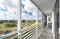 3520 Oaks Way 910, Pompano Beach, FL 33069